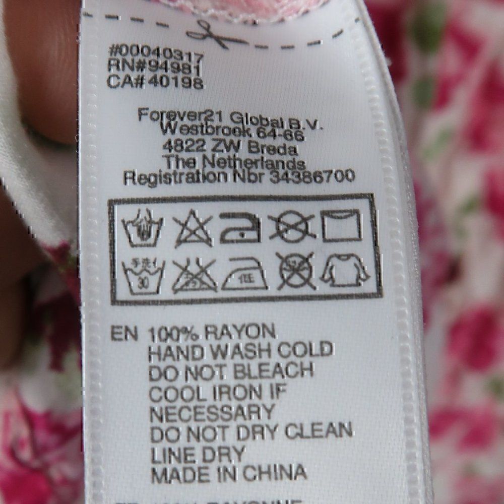 FOREVER 21 PINK ROSE PRINT CAMISOLE TOP WITH ADJUSTABLE STRAPS SIZE MEDIUM - Picture 3 of 7